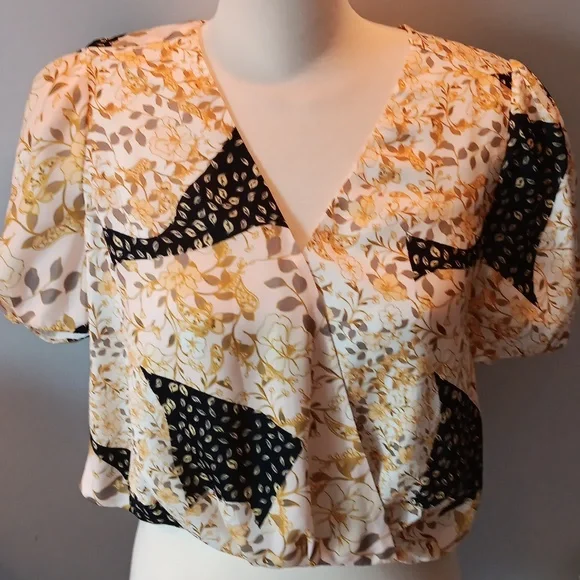 Adelyn Rae patchwork blouse - Picture 1 of 5